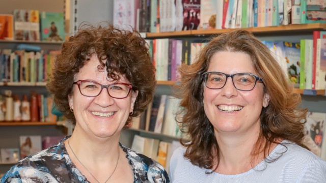Da leggere: Il negozio "Segnalibro" Scritto da Helen Hof (a sinistra) e Katrin Schmidt, vincitrici del German Library Prize 2021 per "La migliore libreria" vinto - vinto.
