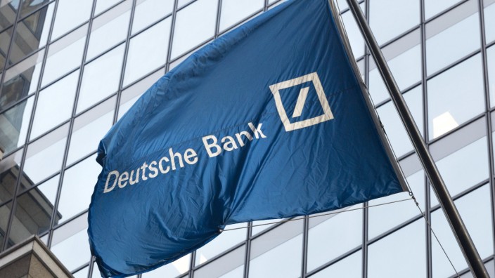 Deutsche Bank: Fahne im Wind: Das Büro der Deutschen Bank in der Wall Street.