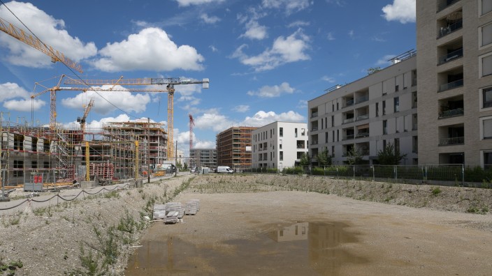 Bundesregierung: Neubauten in München: Die Bundesregierung kommt mit dem Bereitstellen von Fördermitteln für energiesparendes Bauen nicht hinterher.