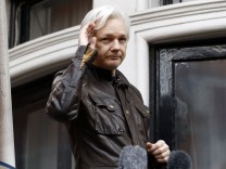 Wikileaks-Gründer: Britische Innenministerin genehmigt Auslieferung von Assange