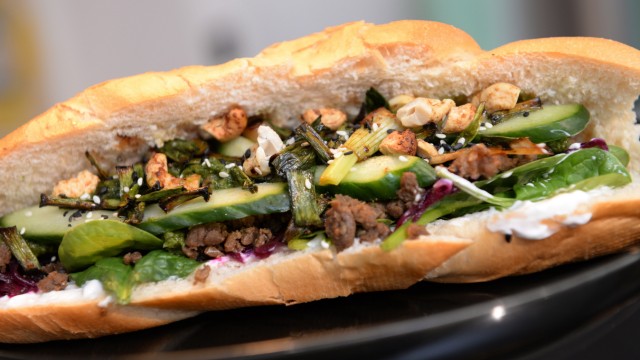 Planty Sandwiches: Das "bangkok crunch" ist ein weiteres von fünf veganen Sandwiches on the card.
