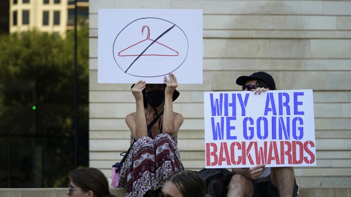 USA: "Warum gehen wir rückwärts?" Verzweiflung bei Aktivistinnen nach der Entscheidung.