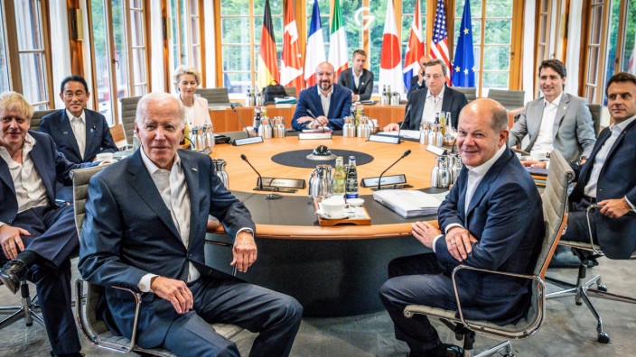 Staats- und EU-Chefs beim G7-Gipfel in Elmau