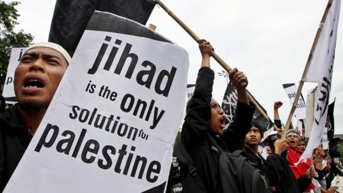 Indonesien: Wenn die Lage in Nahost eskaliert, erklären viele Indonesier ihre Solidarität mit den Palästinenser - und Islamisten rufen ihrerseits zu Gewalt auf.