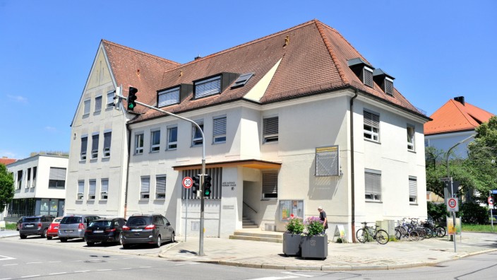 Nach jahrelangem Dauerstreit: Im Alten Rathaus an der Pasinger Straße in Planegg hat die Musikschule ihren Hauptsitz. Knapp 900 Schüler werden unterrichtet.