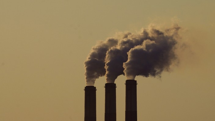 USA: Mit seinem Urteil beschränkt der Supreme Court die Möglichkeiten der Regierung, weitreichende Vorschriften zur Verringerung des CO₂-Ausstoßes von Kraftwerken zu erlassen.