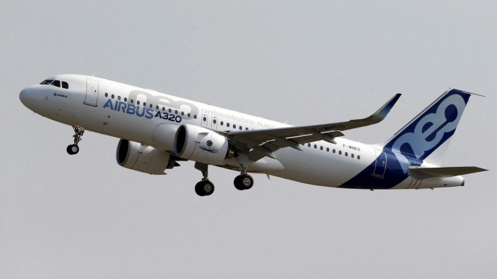 Luftfahrt: Der Airbus A320neo auf seinem Erstflug.