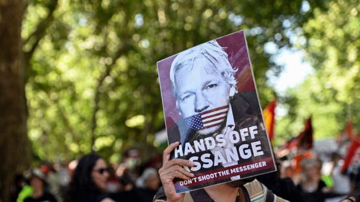 Auslieferung an die USA: Pro-Assange Demo Ende Juni in Madrid