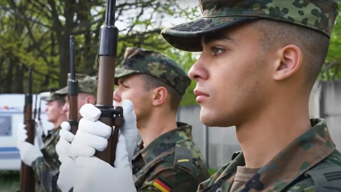Marketingkampagne der Bundeswehr: So lang es keine Wehrpflicht gibt, ist die Bundeswehr darauf angewiesen, selbst Rekruten zu finden.