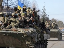Liveblog zum Krieg in der Ukraine: Ukrainisches Militär hebt Meldevorschrift auf