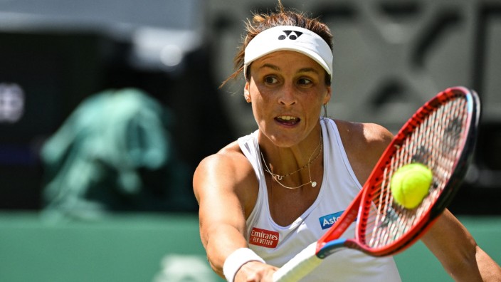 Aus gegen Jabeur: Tatjana Maria feiert mit dem Einzug ins Wimbledon-Halbfinale dennoch den größten Erfolg ihrer Karriere.