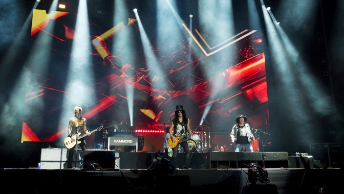 Konzert in München: Guns n' Roses bei einem Konzert.