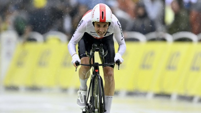 Tour de France: Der Franzose Guillaume Martin musste am Sonntag nach einem Positivtest die Tour beenden.