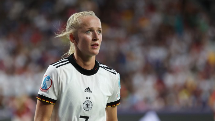 Fußball-EM der Frauen: Lea Schüller im ersten EM-Spiel gegen Dänemark.