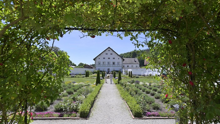 Kulturfahrten: Der Prälatengarten im Kloster Schäftlarn ist Station auf der ersten Tour der neuen Kulturfahrten.