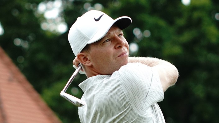 Golf: "Auf der Challenge Tour macht man Minus im Jahr": Alexander Knappe, 33, aus Brilon kennt die Schattenseiten des Profi-Daseins.