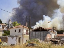 Waldbrände: Mehr als 100 Brände in Griechenland