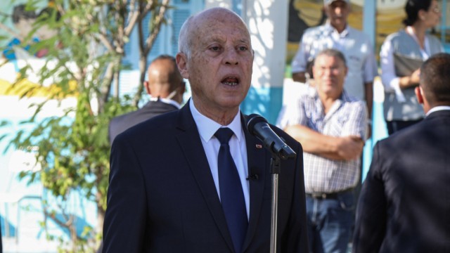 Tunesien: Spitzname: Robocop. Kais Saied, Präsident von Tunesien.