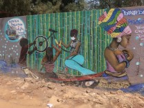 Street-Art in Dakar: Auf der Mauer