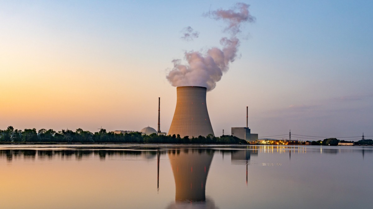 Expertise raises doubts about reports on longer nuclear power plant terms - politics