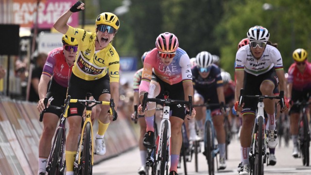 Radsport: Marianne Vos siegt auf der sechsten Etappe nach Rosheim und verteidigt das Gelbe Trikot.