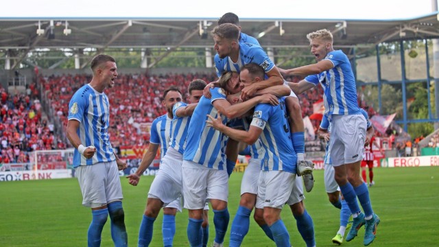 DFB-Pokal: The sky blues dreamed of the sensation: Tobias Müller put Chemnitz in the lead after a good hour.