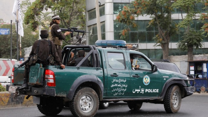 Afghanistan: In Kabul patrouillieren Taliban-Kämpfer in den Straßen.