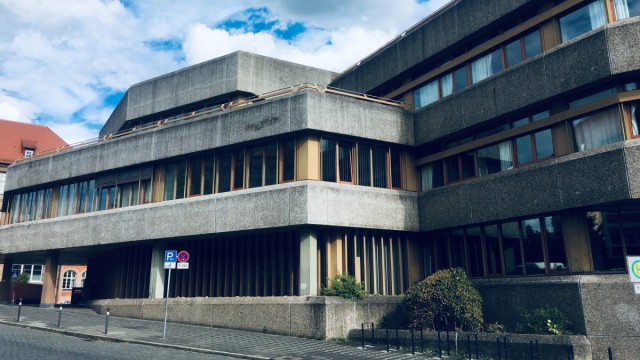 Architektur: Der Erweiterungsbau am Johannes-Scharrer-Gymnasium in der Nürnberger Altstadt wurde 1974 eröffnet.