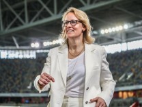 DFL-Chefin Donata Hopfen: “Junge Menschen konsumieren den Fußball heute ganz anders als früher”