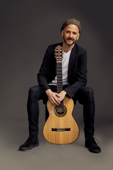 Musikfestival: Künstlerischer Leiter: Johannes Tonio Kreusch bringt internationale Gitarrenstars ins Nürnberger Land.