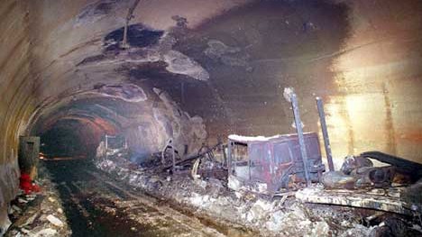 montblanc-tunnel nach brand; ap