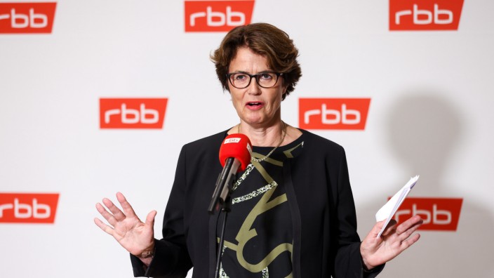 RBB: Das Aus für Intendantin Patricia Schlesinger hat die Vorsitzende des RBB-Rundfunkrates, Friederike von Kirchbach, am Montag verkündet.