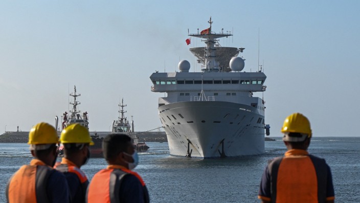 Die "Yuan Wang 5" erreicht den Hafen von Hambantota. Indien hat die Sorge, dass von dem Schiff aus Spionage stattfindet.