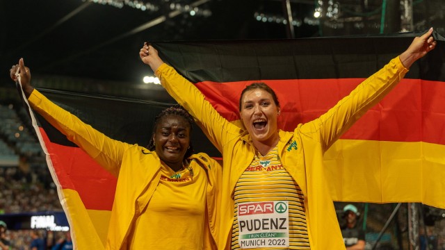 European Championships: Silber- und Bronze-Gewinnerinnen im Diskuswurf: Kristin Pudenz (rechts) und Claudine Vita.
