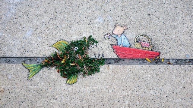 Reisebuch "Street Art": Die Maus Nadine macht ein Picknick auf See.