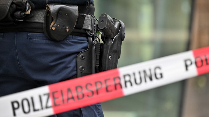 Landkreis Aschaffenburg: Die Polizei in Nordbayern sucht nach Tätern, die einen Geldtransporter überfallen haben.