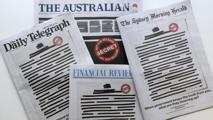 Pressefreiheit in Australien: Um gegen die scharfen Mediengesetze in Australien zu protestieren, erschienen die großen Zeitungen des Landes in einer einzigartigen Aktion am 21. Oktober 2019 alle mit geschwärzten Titelseiten.