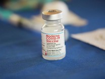 Corona-Impfstoff: Warum Moderna jetzt Biontech verklagt