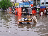 Monsun in Südasien: Wenn die Wassermassen aus dem Gebirge herunterdonnern