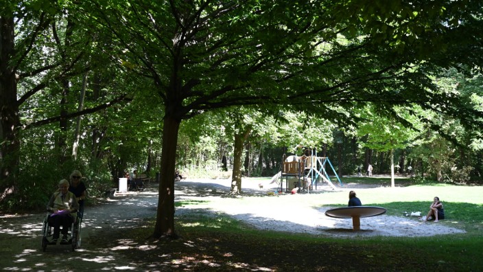 Serie Grün im Grau: Grüner Rückzugsort in einer der dichtbesiedeltsten Ecken der Stadt: der Kustermannpark zwischen Ramersdorf und Haidhausen.