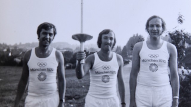 Schäftlarner erinnert sich an die Spiele 1972: Die Fackelläufer aus Schäftlarn: Links Erich Rühmer, mittig Alois Auer und rechts Wolf-Peter Schulte.