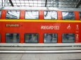 Regionalzug am Hauptbahnhof in Berlin am 23. August 2022. Letzte Tage fuer den 9 Euro Ticket *** Regional train at the m