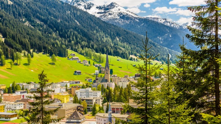 Tourismus: An die 5000 jüdische Touristen, so schätzen die Davoser Tourismusverantwortlichen, reisen jeden Sommer in das berühmte Bergdorf.