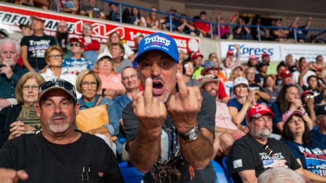 Usa: Trump Supporters Stand By Their Political Idol And Express Their Rage Against Joe Biden'S Government.
