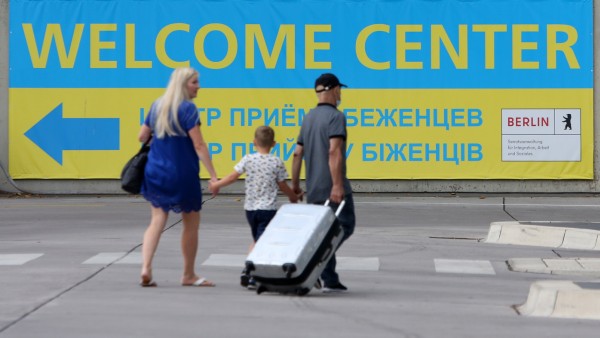 Flüchtlinge in Deutschland: Willkommenscenter für Flüchtlinge aus der Ukraine