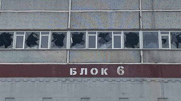 Ukraine: Das Kernkraftwerk Saporischschja ist immer wieder beschossen worden. Derzeit ist offen, wie lange die Inspekteure der Internationalen Atomenergiebehörde IAEA dort bleiben.