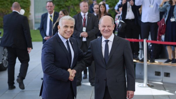 Bundeskanzler Olaf Scholz und Israels Ministerpräsident Jair Lapid
