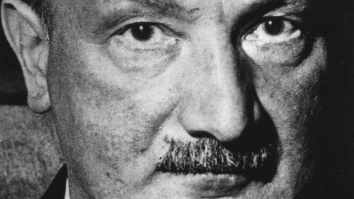 Die FAZ und das Heidegger-Gedicht: "Wenn Du mich anblickst, werd' ich schön": Martin Heidegger im Jahr 1970.