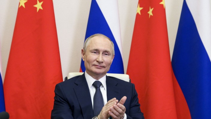Konferenz in Usbekistan: Wladimir Putin will beim Staatentreffen in Usbekistan demonstrieren, dass Russland durchaus eine Reihe Verbündeter hat.