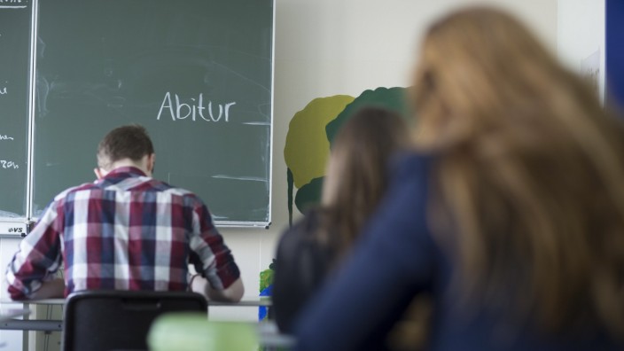 Bildung in Bayern: 2900 Lehrerinnen in Bayern sind aktuell schwanger.